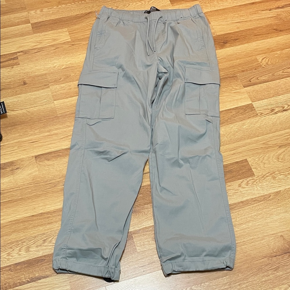 Hollister Men's Light Gray Cargo Pants